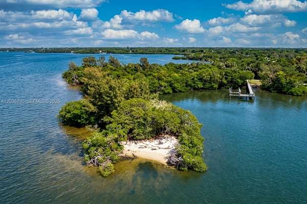 1.6 Acres of Residential Land for Sale in Jupiter, Florida