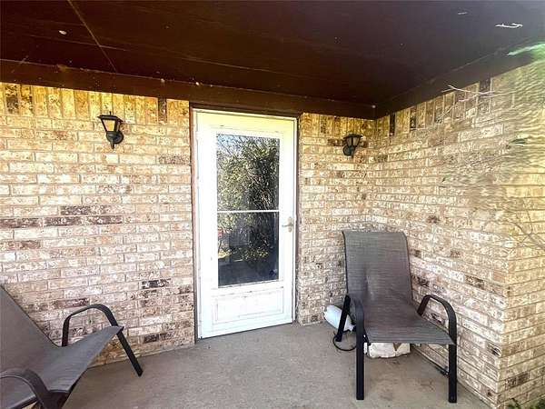 2 Acres of Land with Home for Sale in Dumas, Texas