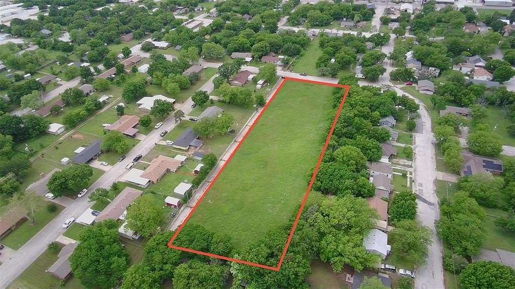 1.53 Acres of Residential Land for Sale in Bowie, Texas