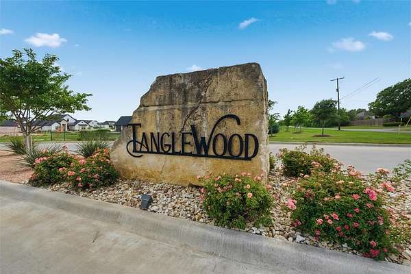 0.5 Acres of Residential Land for Sale in Woodway, Texas