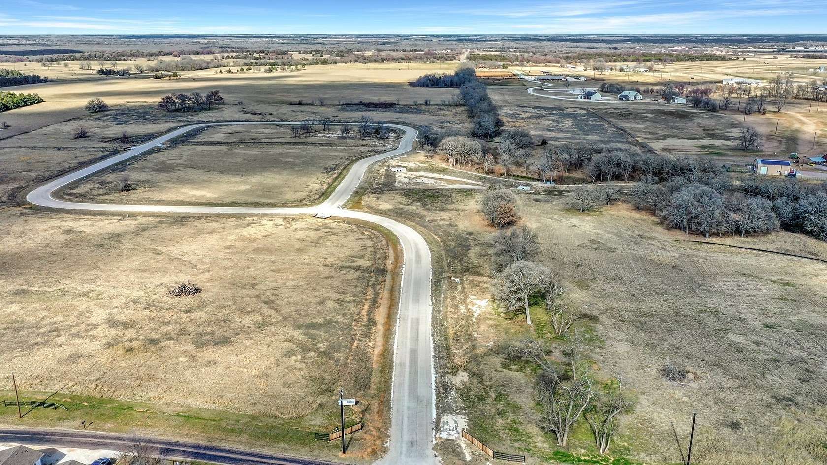 3.1 Acres of Residential Land for Sale in Whitesboro, Texas