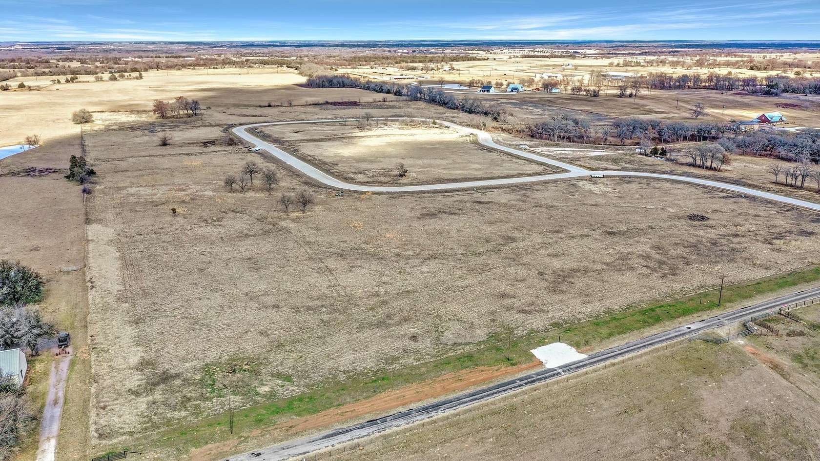 2.22 Acres of Residential Land for Sale in Whitesboro, Texas