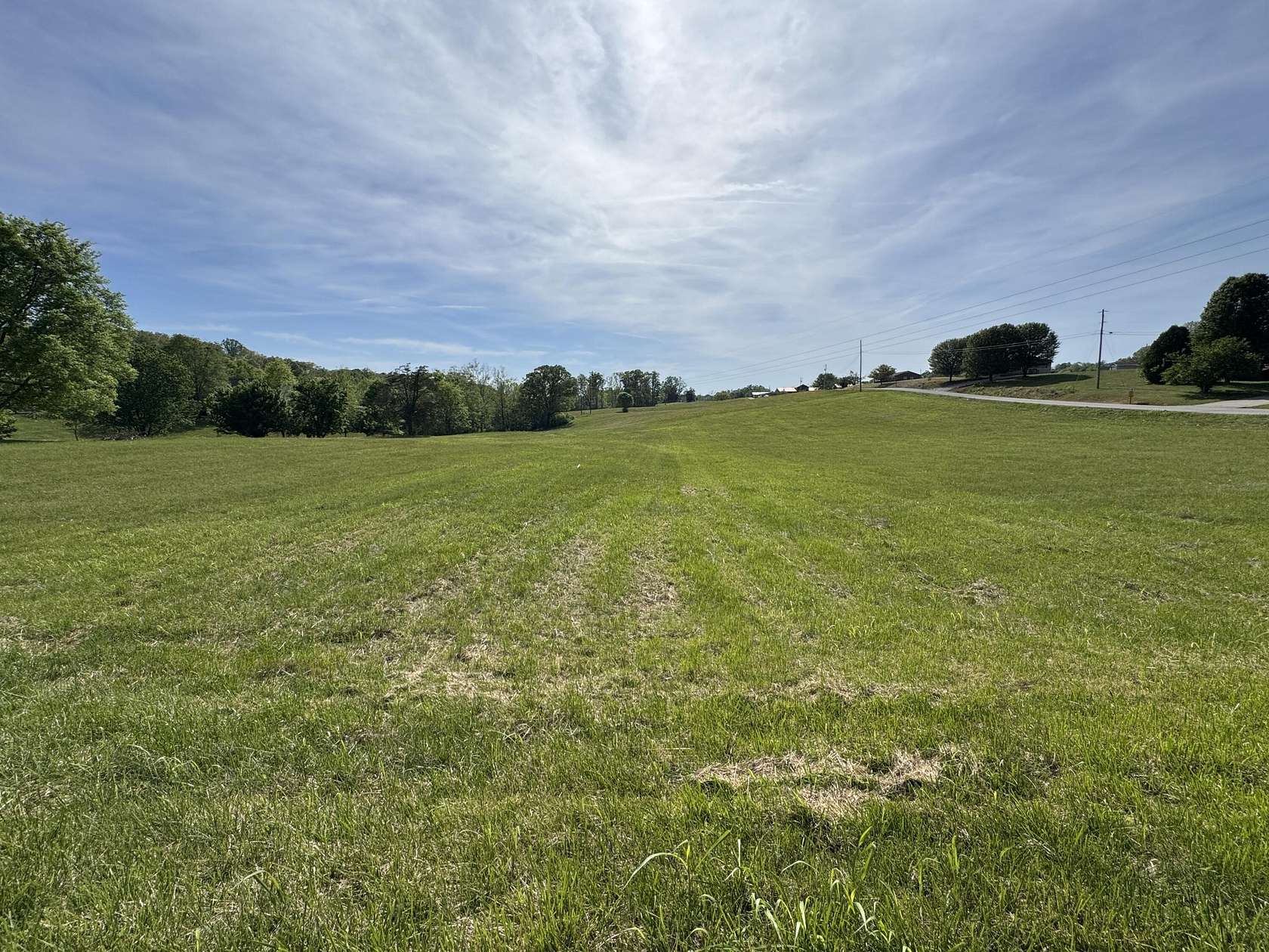 3 Acres of Residential Land for Sale in Somerset, Kentucky
