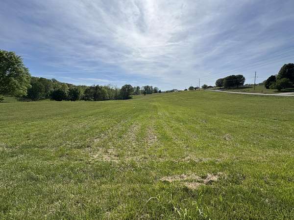3 Acres of Residential Land for Sale in Somerset, Kentucky
