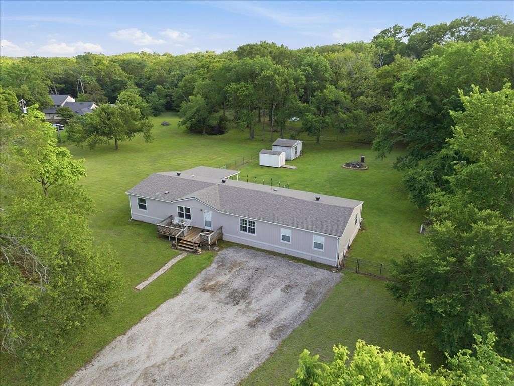 3 Acres of Land with Home for Sale in Kaufman, Texas