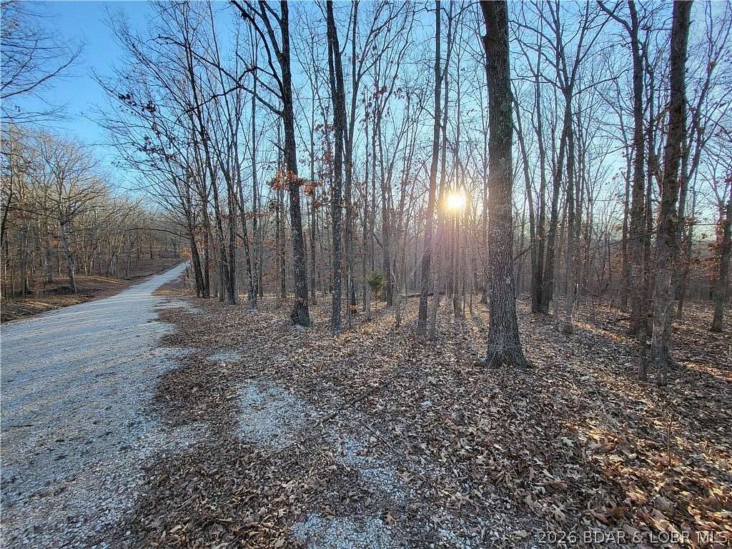 9.6 Acres of Residential Land for Sale in Edwards, Missouri