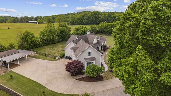 3.82 Acres of Land with Home for Sale in Lebanon, Tennessee