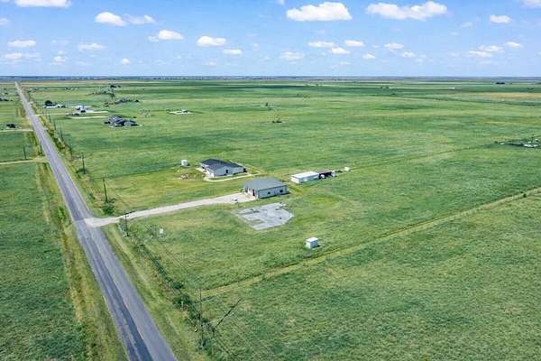 11 Acres of Land for Sale in Slaton, Texas