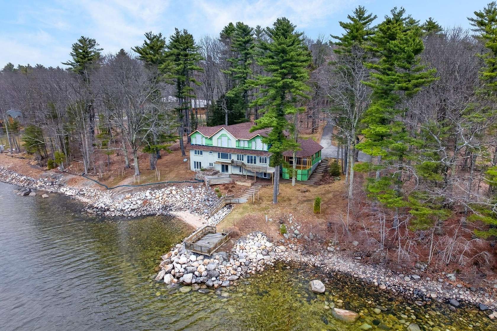 2 Acres of Residential Land for Sale in Raymond, Maine