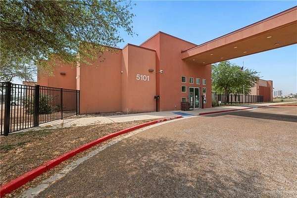 7.73 Acres of Improved Commercial Land for Sale in McAllen, Texas