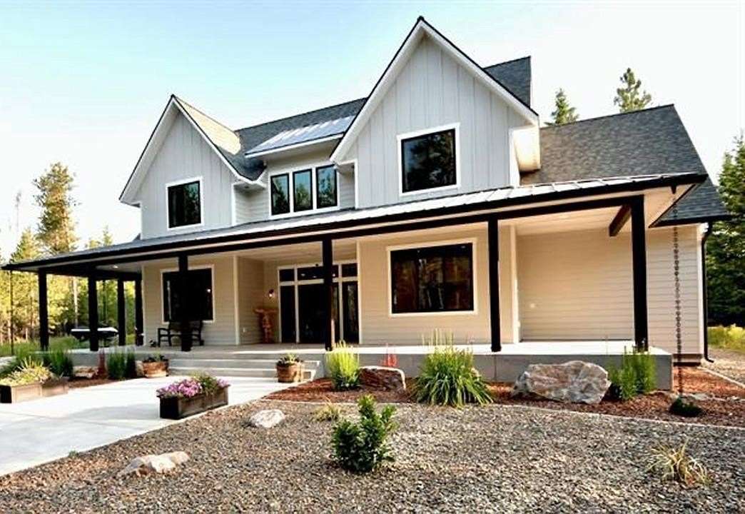 5 Acres of Land with Home for Sale in Loon Lake, Washington