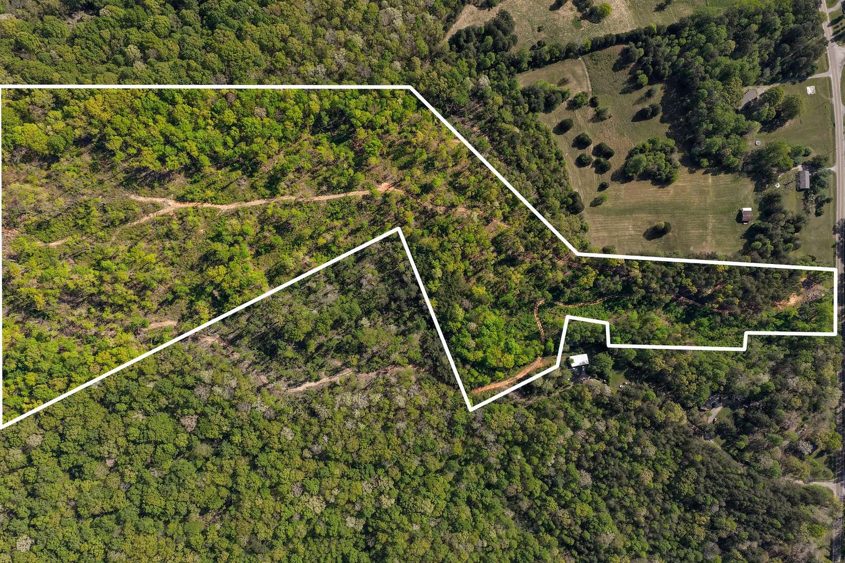 35 Acres of Recreational & Residential Land for Sale in Whitwell, Tennessee
