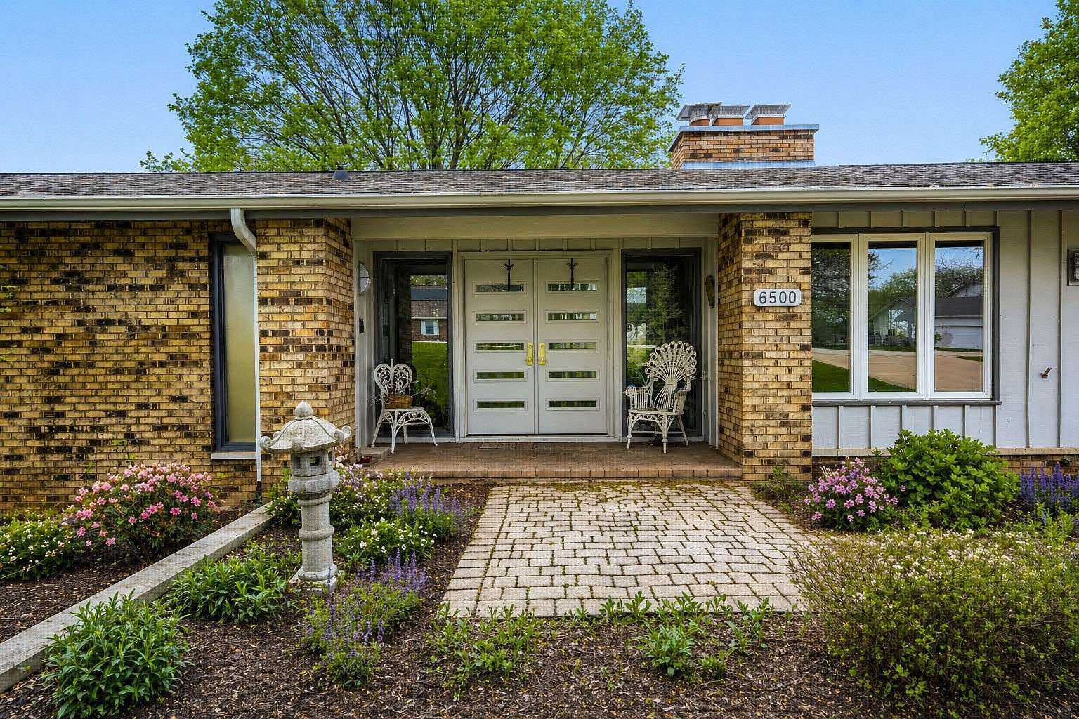 1.9 Acres of Land with Home for Sale in Huntley, Illinois