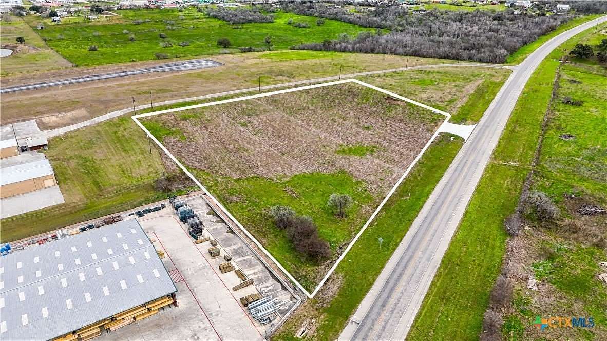 4.27 Acres of Commercial Land for Sale in Gonzales, Texas