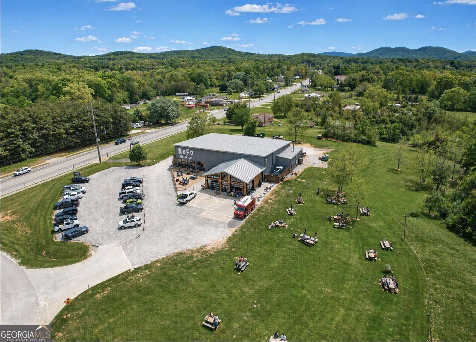 5.33 Acres of Improved Commercial Land for Sale in Cleveland, Georgia