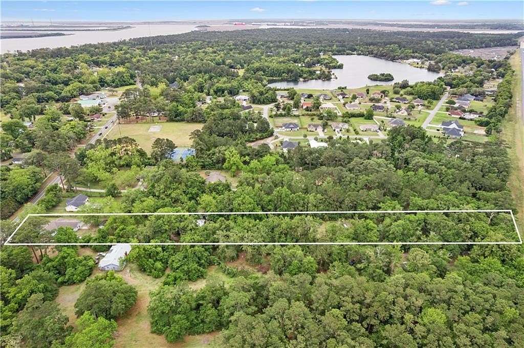 2.19 Acres of Land with Home for Sale in Brunswick, Georgia