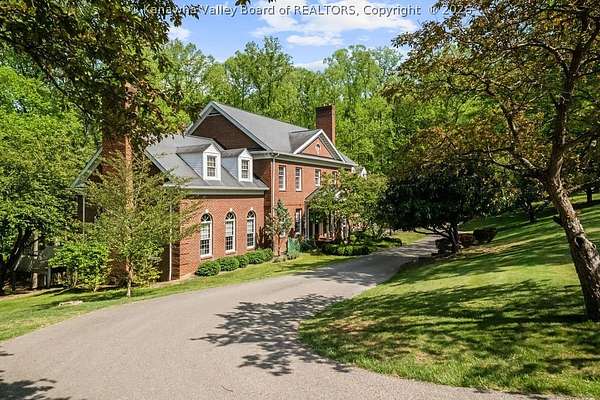 2.5 Acres of Land with Home for Sale in Charleston, West Virginia