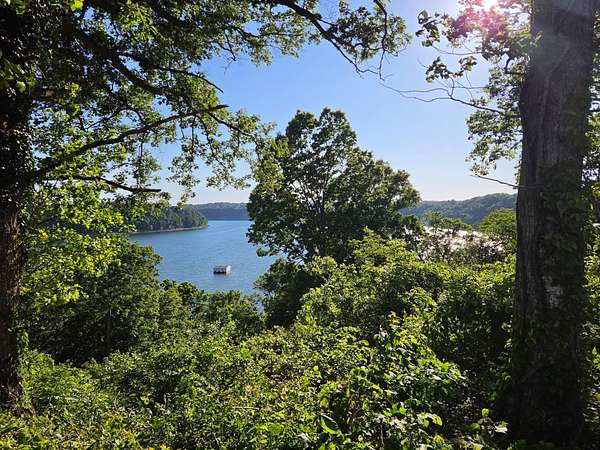 0.85 Acres of Residential Land for Sale in Somerset, Kentucky