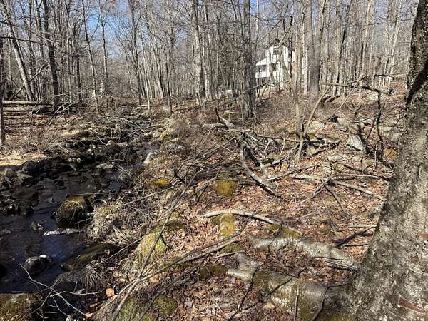 1 Acre of Land for Sale in Clifton Township, Pennsylvania