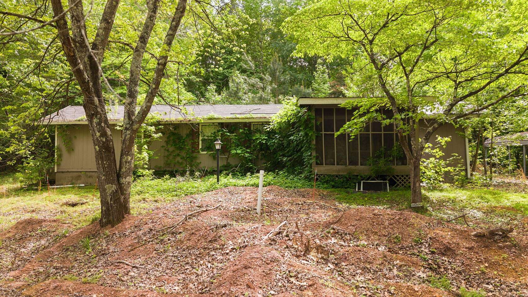 1.7 Acres of Land with Home for Sale in Georgetown, Tennessee