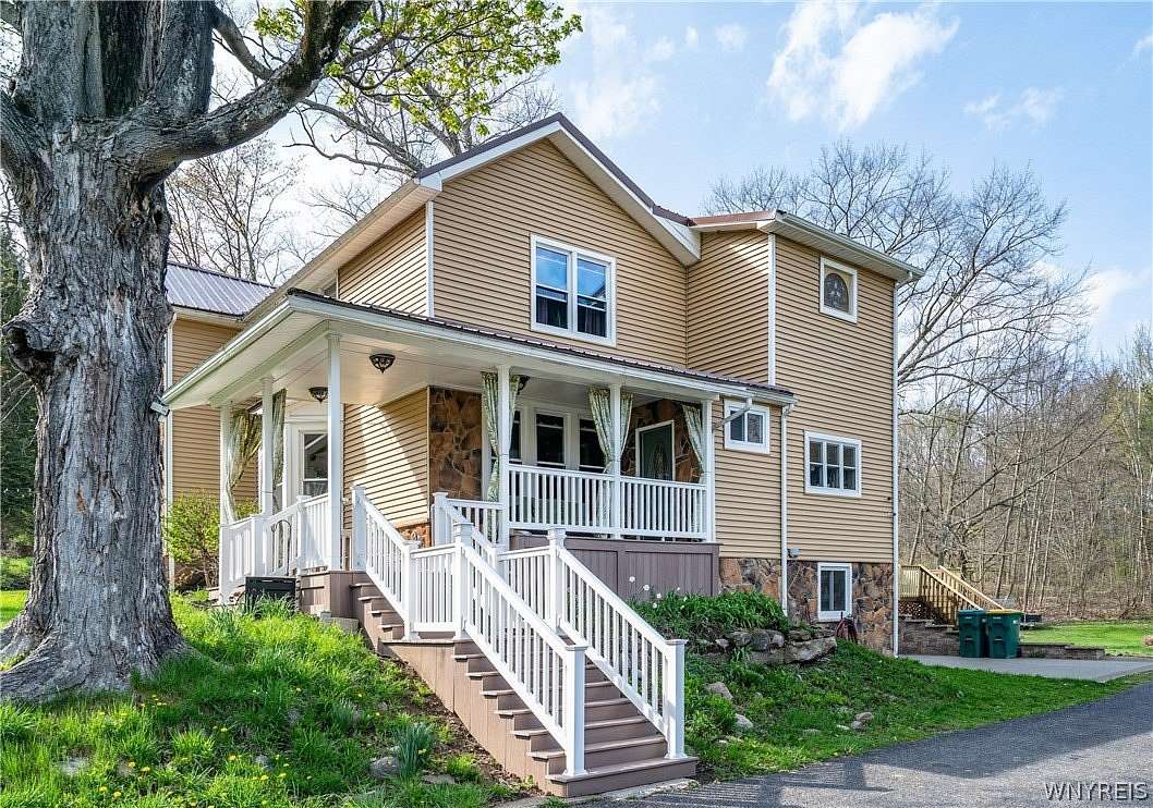 2.83 Acres of Land with Home for Sale in Colden, New York