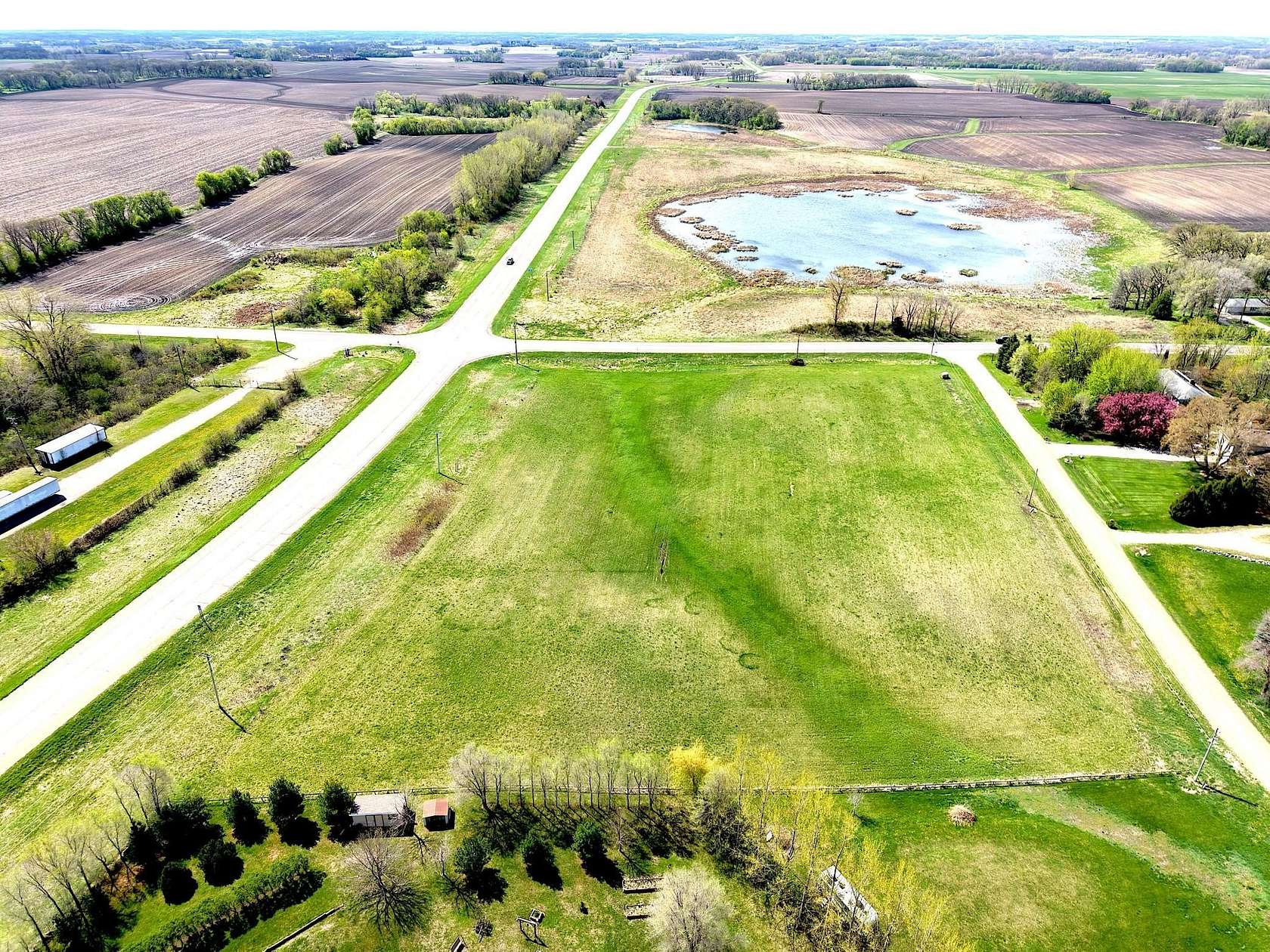 2.57 Acres of Residential Land for Sale in Albert Lea, Minnesota