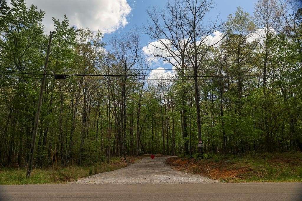 4 Acres of Residential Land for Sale in Monterey, Tennessee