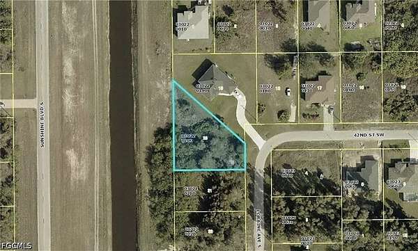 0.35 Acres of Residential Land for Sale in Lehigh Acres, Florida