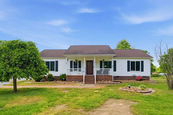 5 Acres of Land with Home for Sale in Columbia, Tennessee