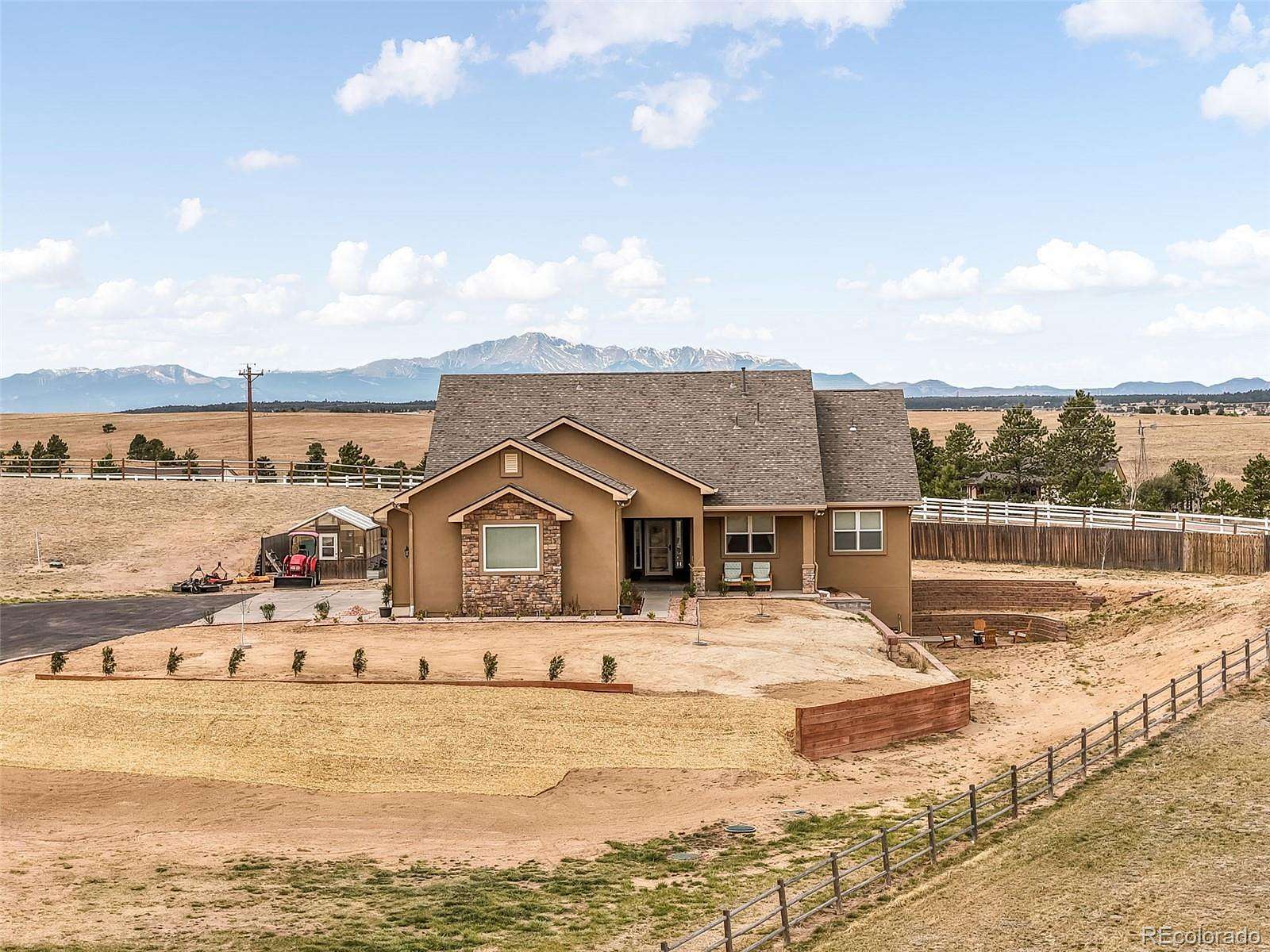 4.48 Acres of Land with Home for Sale in Peyton, Colorado