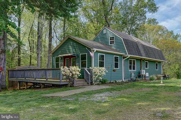 7 Acres of Land with Home for Sale in Mineral, Virginia
