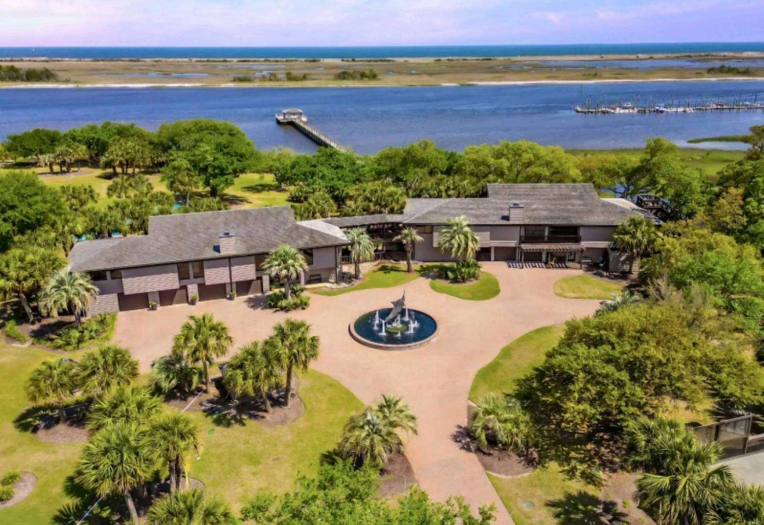 9 Acres of Land with Home for Sale in Wilmington, North Carolina