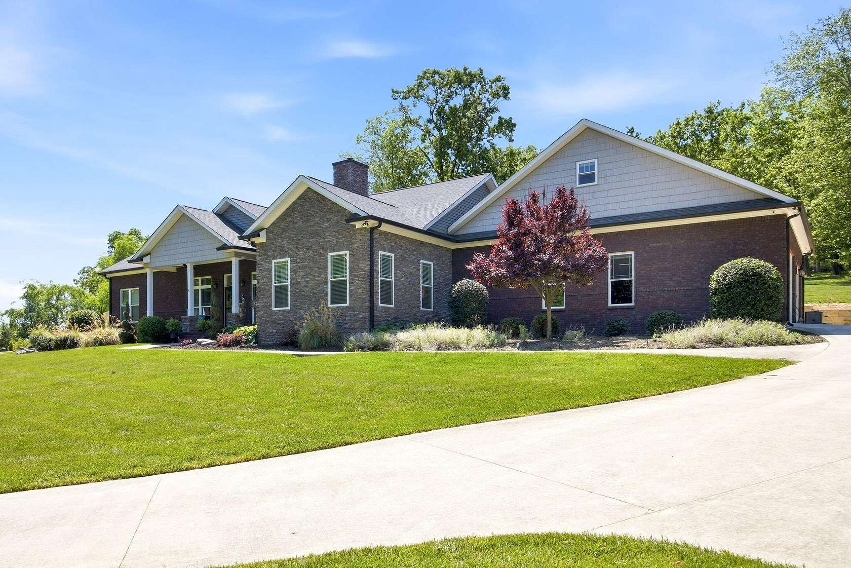 2.67 Acres of Land with Home for Sale in Chattanooga, Tennessee