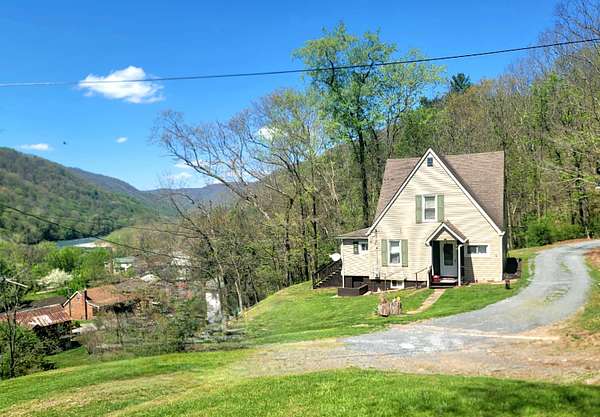 2.5 Acres of Land with Home for Sale in Meadow Creek, West Virginia