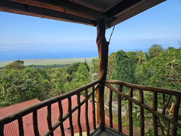 3.8 Acres of Land with Home for Sale in Captain Cook, Hawaii