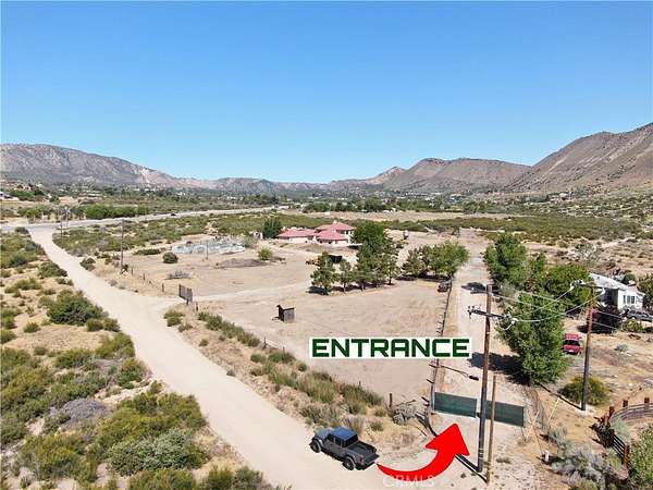 2.89 Acres of Land for Sale in Phelan, California