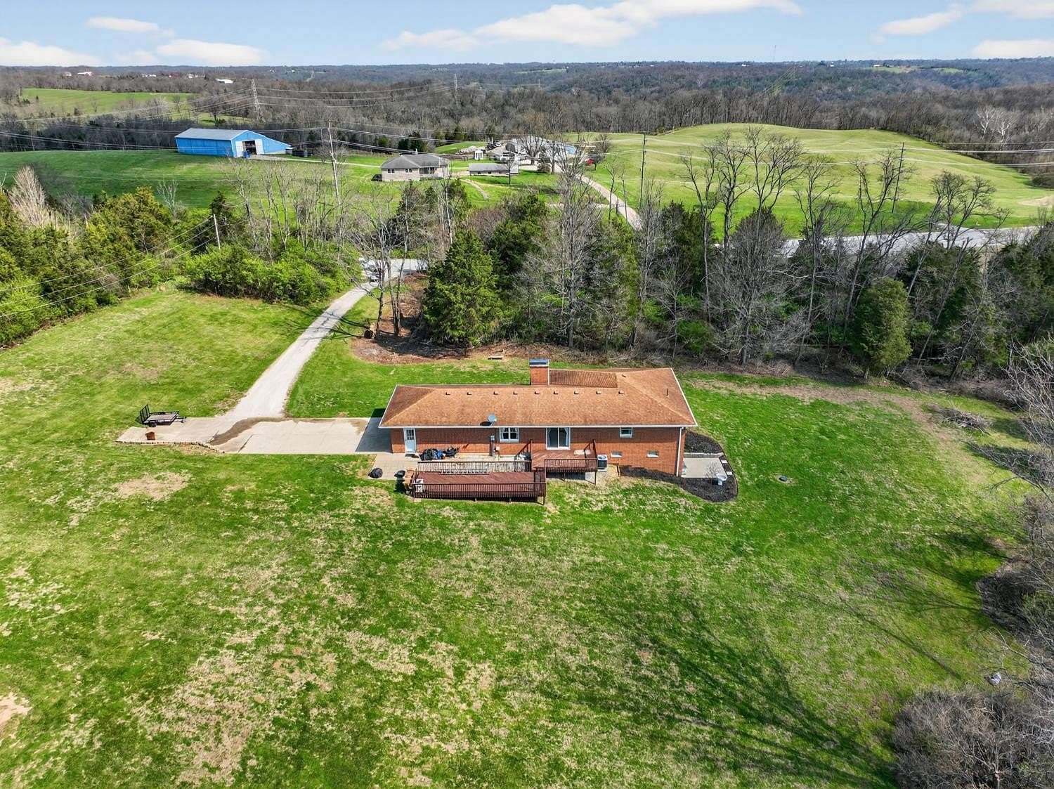 17.6 Acres of Land with Home for Sale in Aurora, Indiana