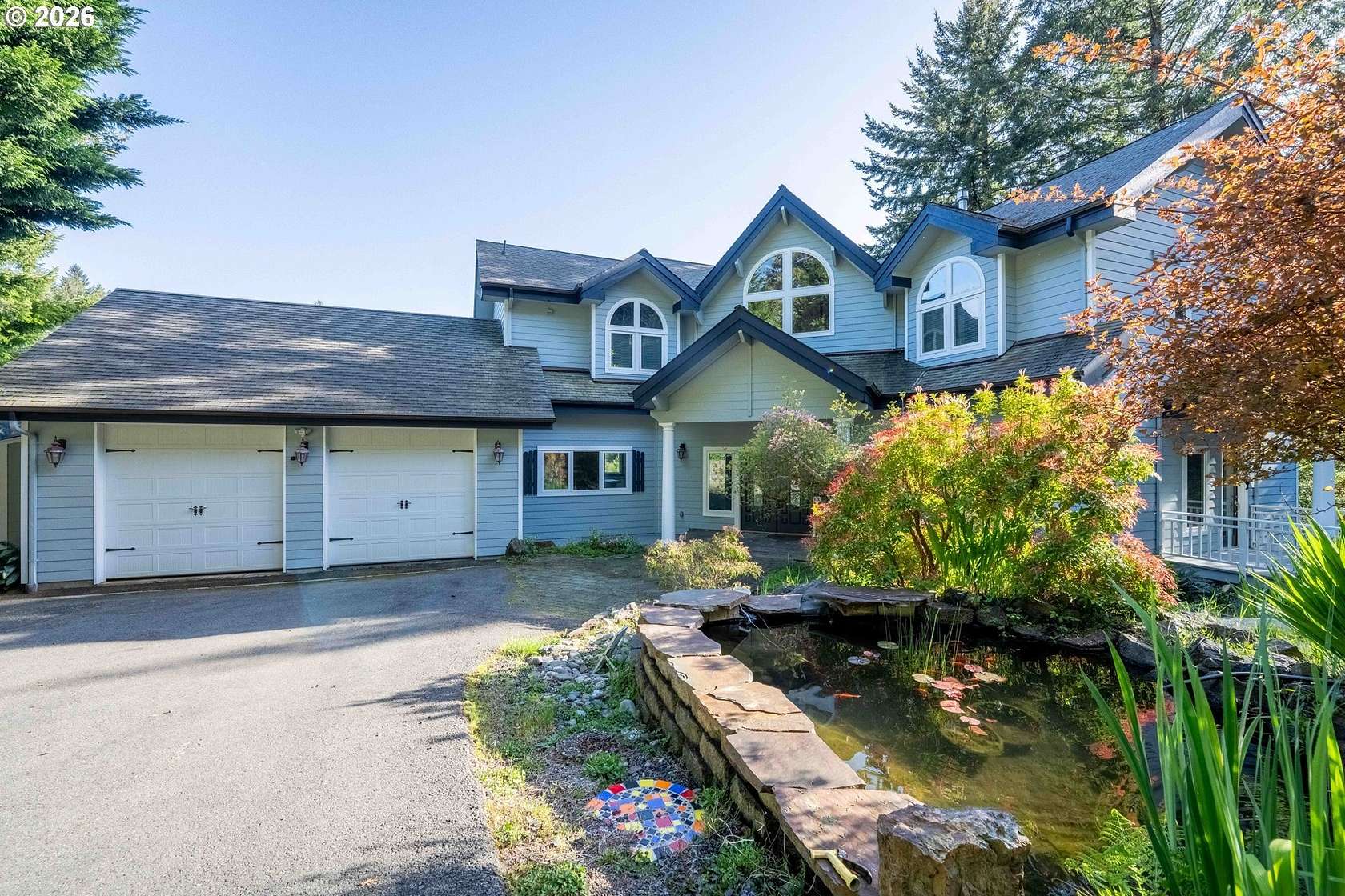3.14 Acres of Land with Home for Sale in Lakeside, Oregon