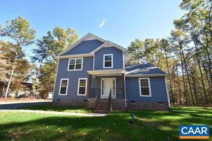 2.23 Acres of Land with Home for Sale in Louisa, Virginia