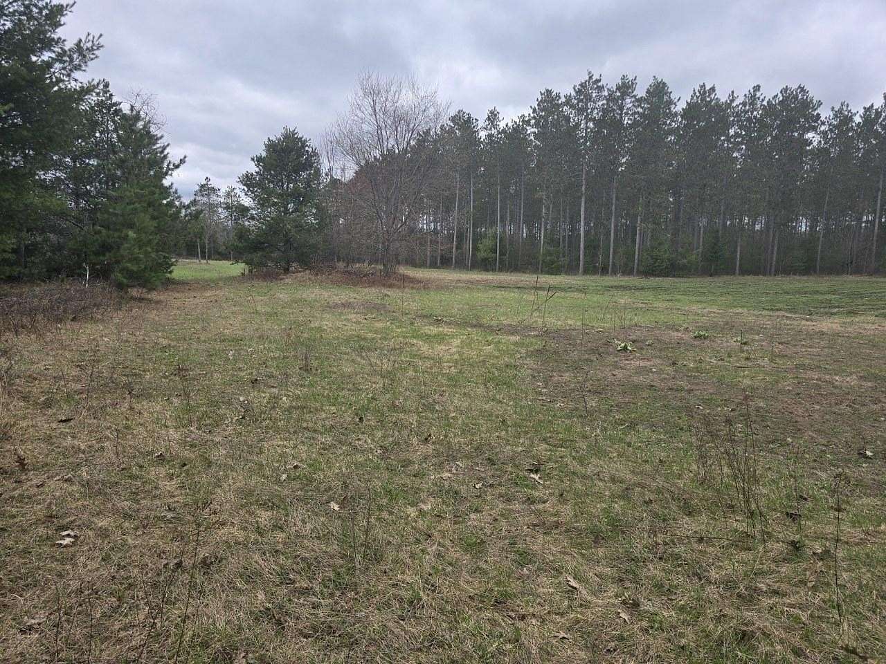 90 Acres of Recreational Land for Sale in Niagara, Wisconsin