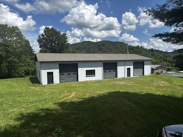 6.85 Acres of Residential Land for Sale in Cannon, Kentucky