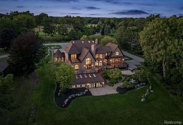 2.22 Acres of Land with Home for Sale in Orchard Lake, Michigan