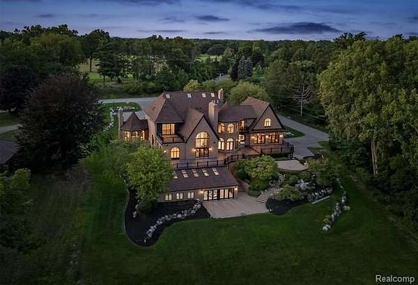 2.22 Acres of Land with Home for Sale in Orchard Lake, Michigan