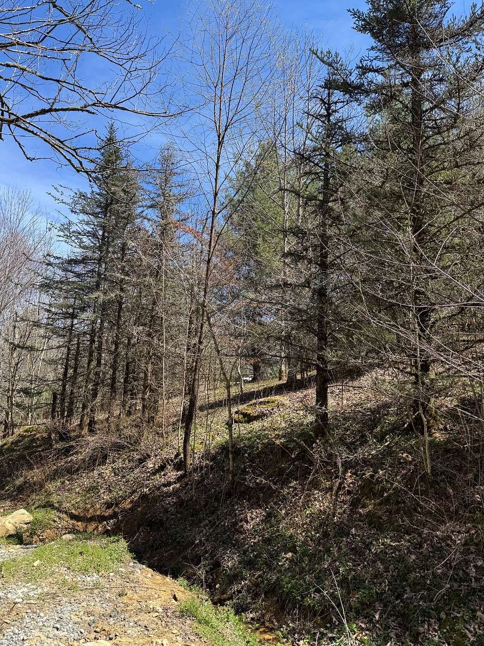 1.5 Acres of Residential Land for Sale in Banner Elk, North Carolina