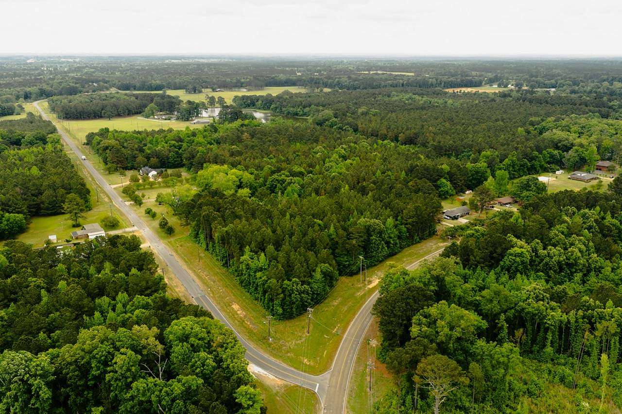 22 Acres of Recreational & Residential Land for Sale in Louisville, Mississippi