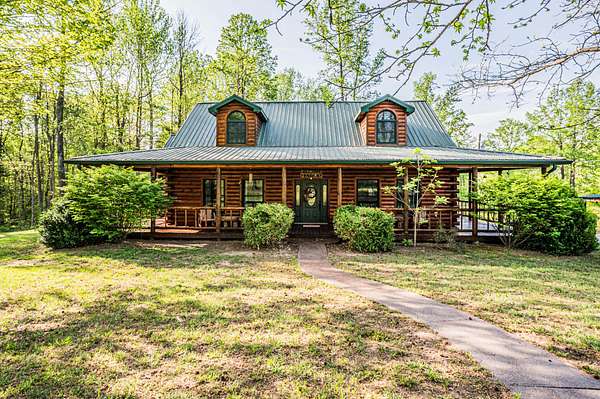 10 Acres of Recreational Land with Home for Auction in Drakesboro, Kentucky