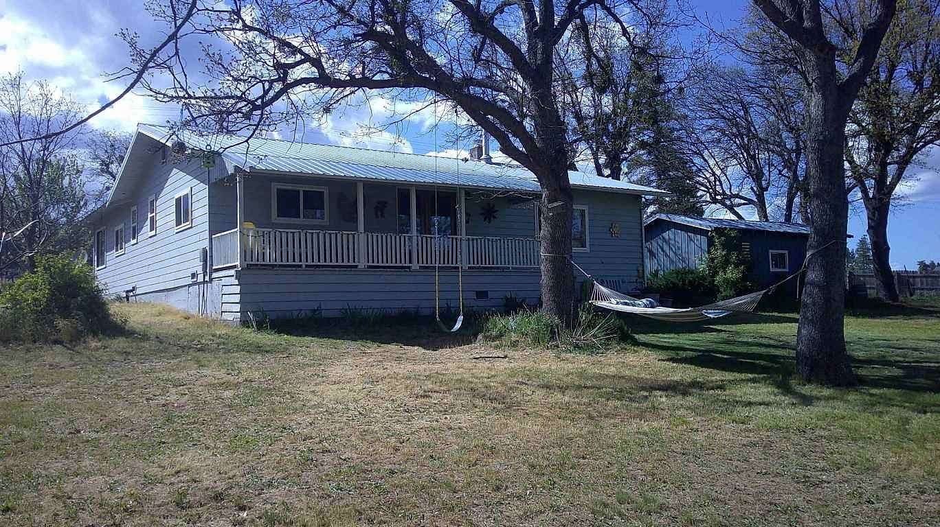 1.8 Acres of Land with Home for Sale in Etna, California