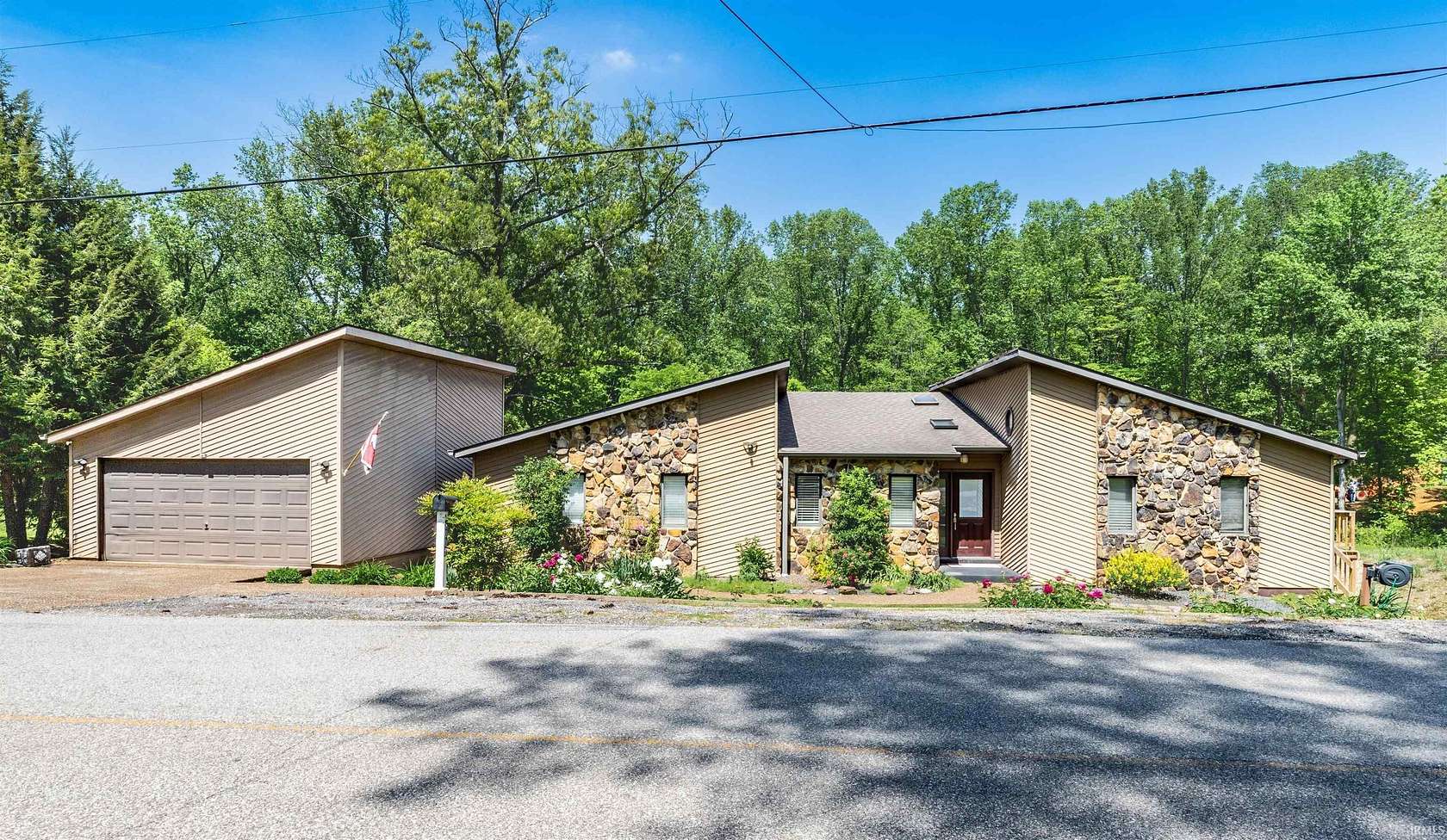 3.33 Acres of Land with Home for Sale in Evansville, Indiana
