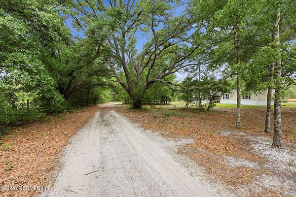 5.12 Acres of Land with Home for Sale in Middleburg, Florida