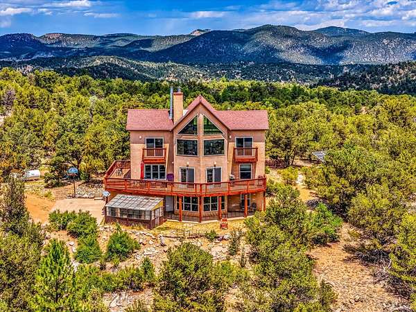 49 Acres of Land with Home for Sale in Cotopaxi, Colorado